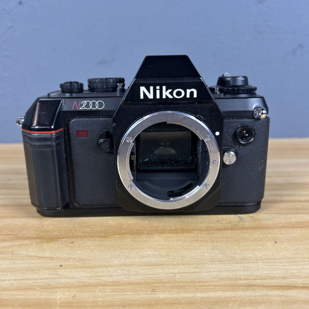 Vintage Nikon N2000 Film Camera Untested ~Body Only